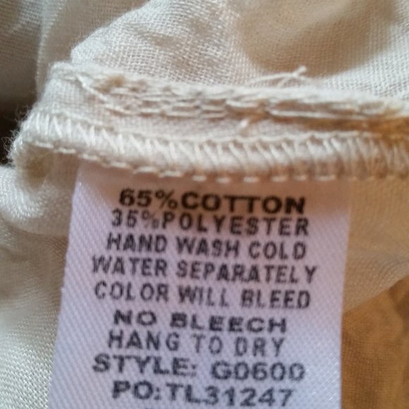 Umgee Kindred People sleeveless crochet top dress NWT - Picture 5 of 5